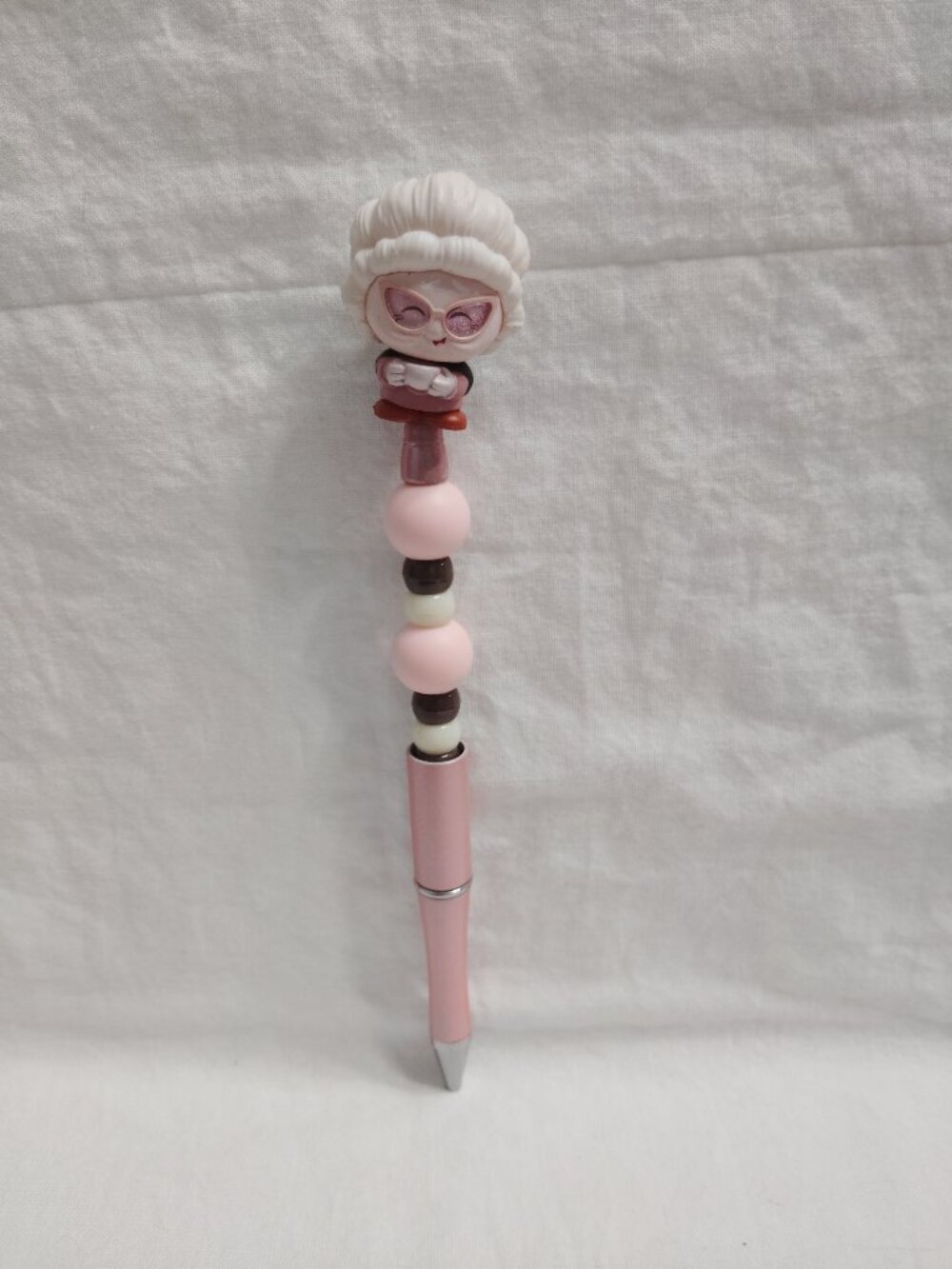 Disney Doorable- Nostalgia - Handmade Beaded Pen